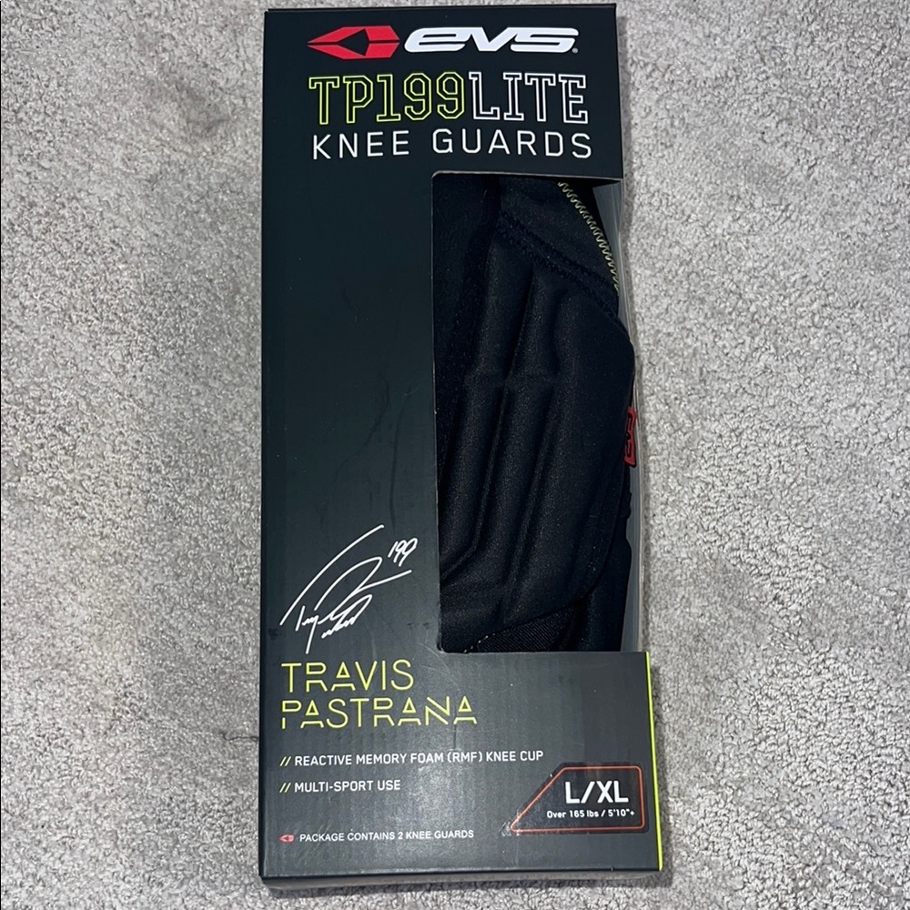EVS TP199 Lite Knee Guards Black
